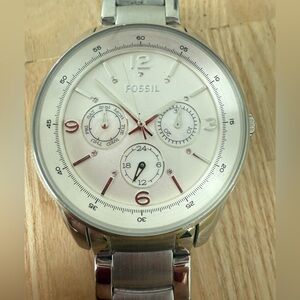 Fossil Brenna ladies oversized silver tone stainless steel watch NEW BATTERY